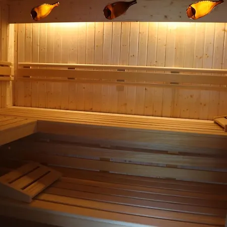 Winzerhaus Wehlener Sonnenuhr * Bernkastel-Kues