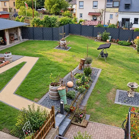 Holiday home Landhaeuser Wehlener Sonnenuhr Mit Gartensauna Bernkastel-Kues